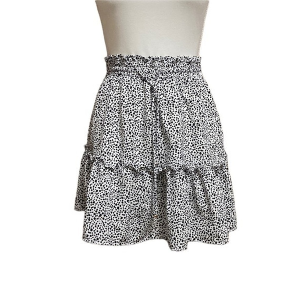 NWOT Crescent Women's Small Tiered Ruffle Elastic Stretchy Mini Skirt Dotted